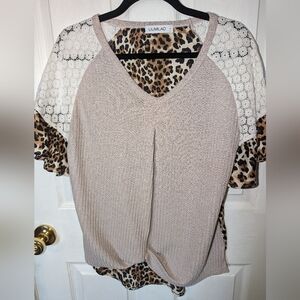 Liumlac waffle top with leopard print small